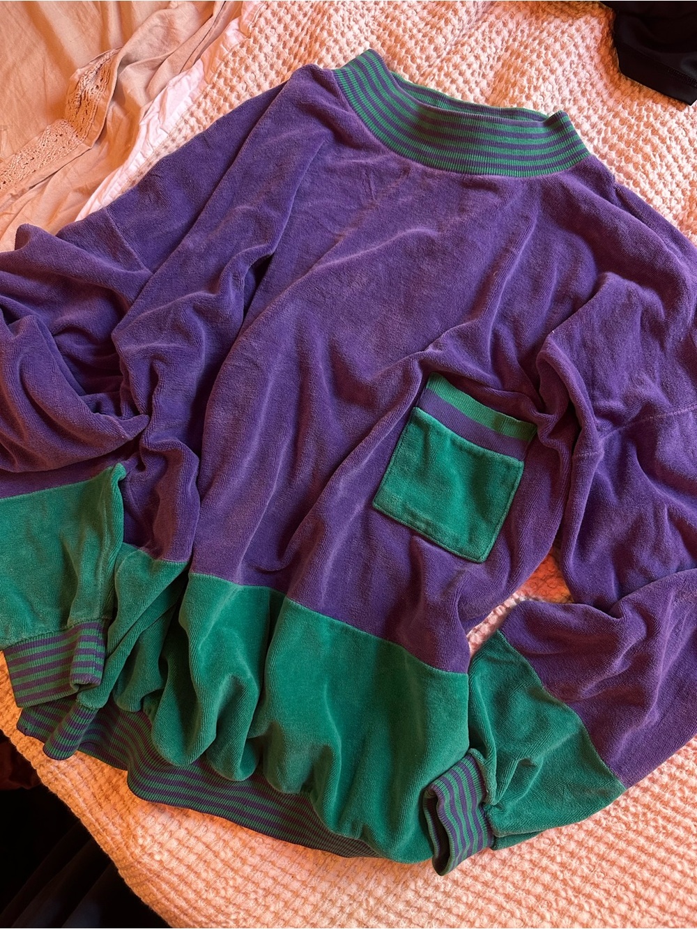 Vintage Velvet Colorblock Crewneck Sweater - Purple & Teal
